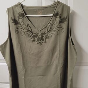 North Crest Womens Sleeveless Shirt / Top Size: 4X Plus Size